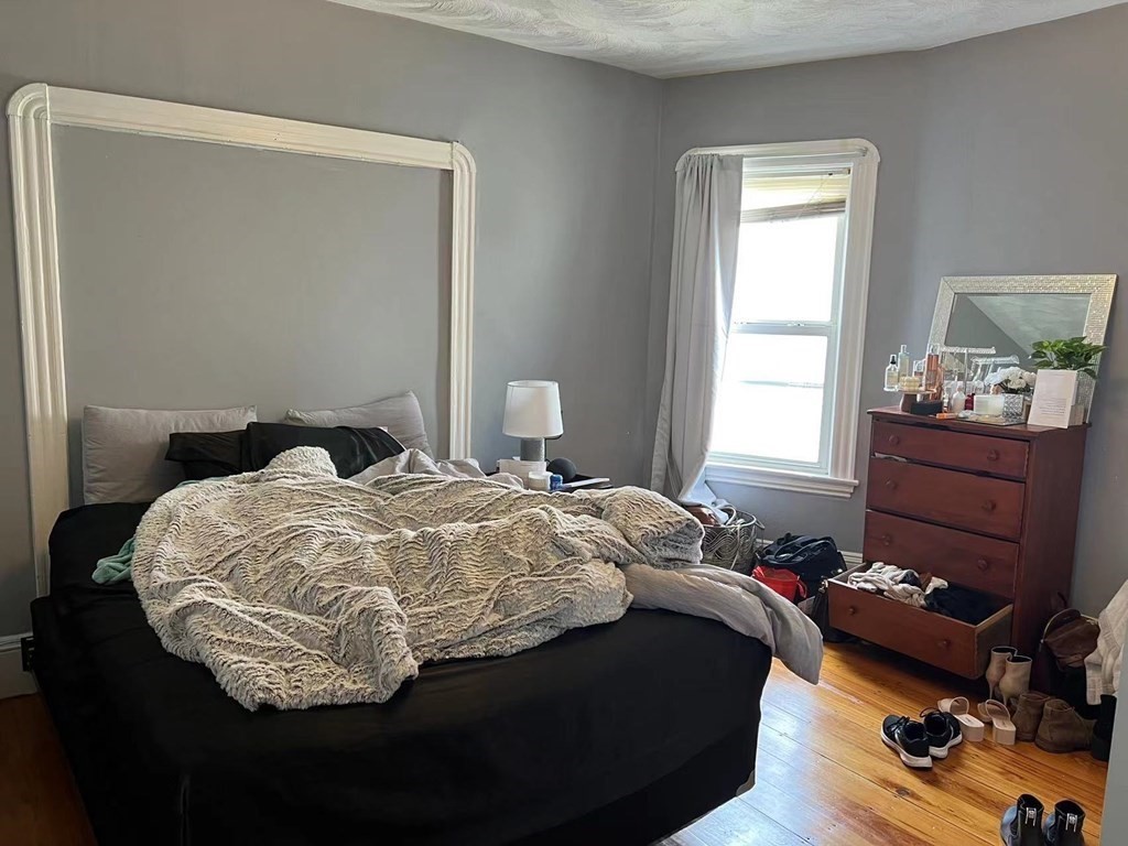 49 Porter St, Somerville