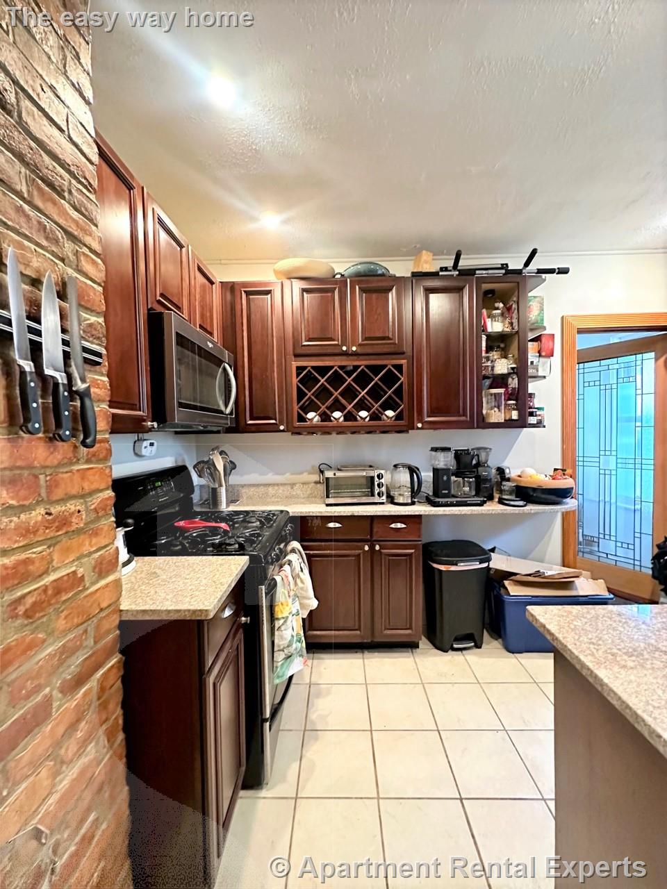 117 Yorktown St, Davis Square