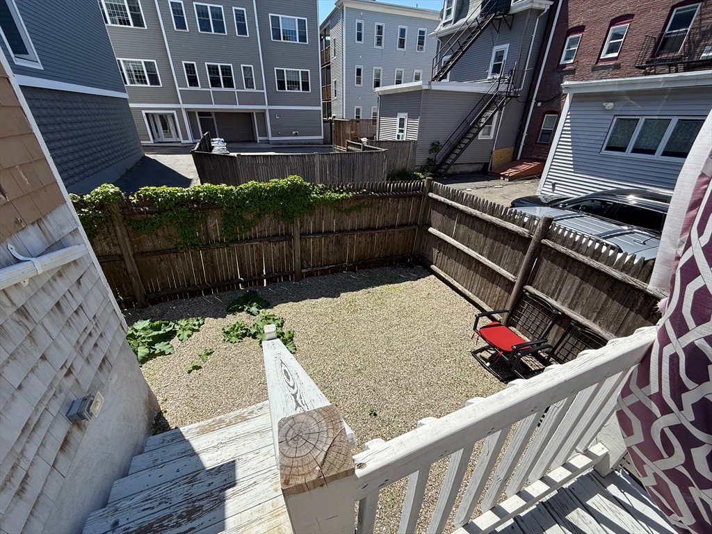 189 W Sixth St, South Boston