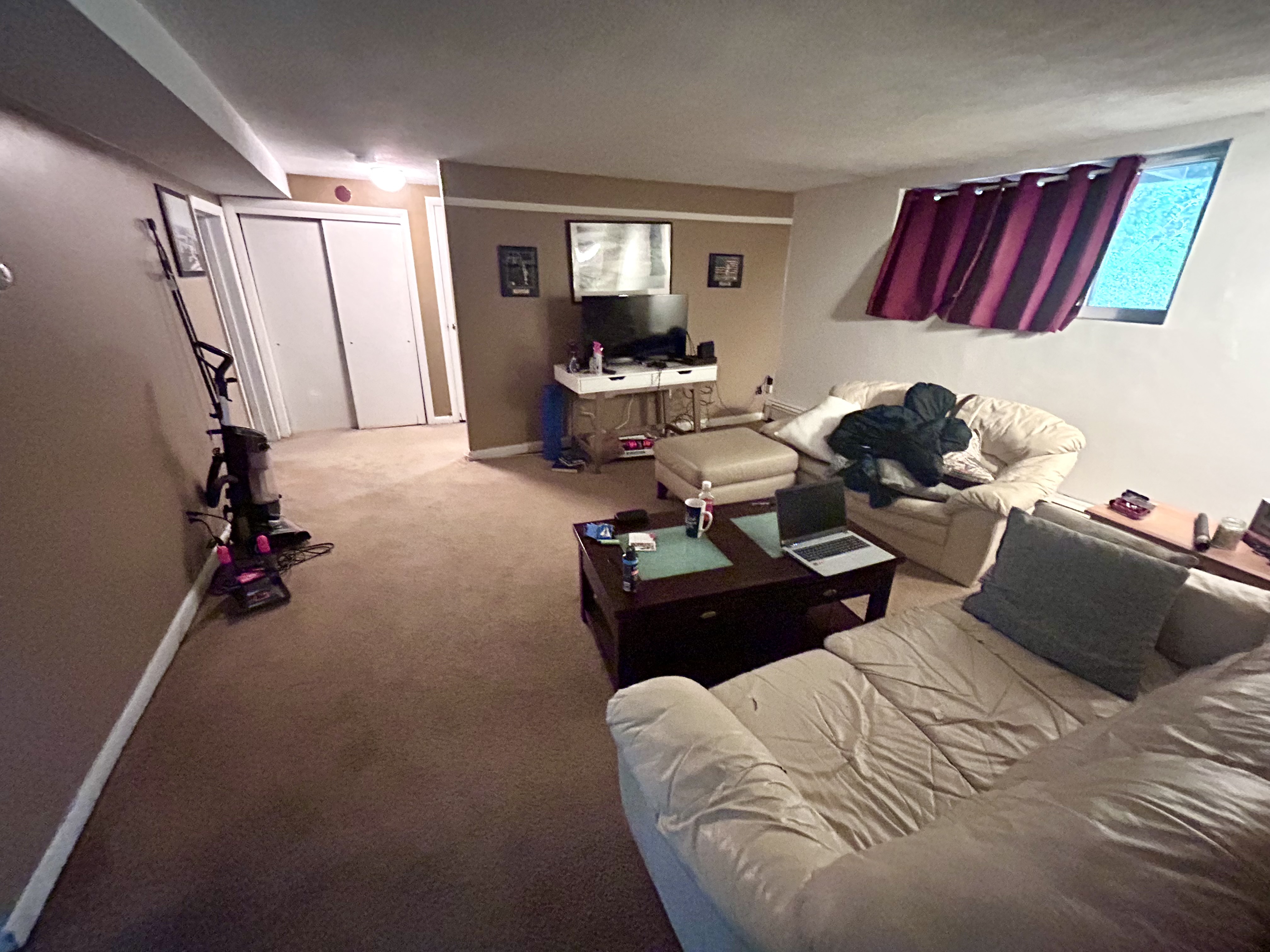 33 Westgate Rd, Chestnut Hill