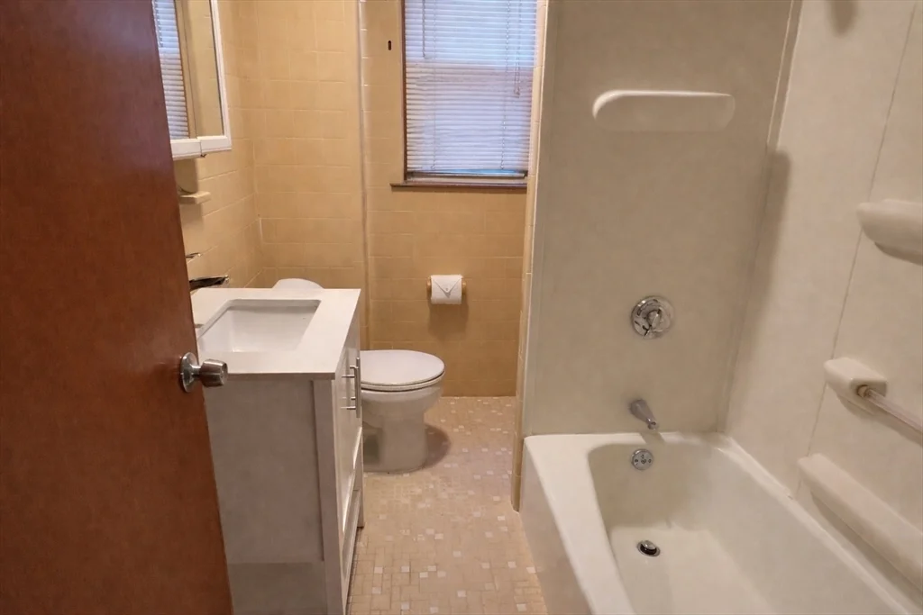 9 Starbird St, Malden