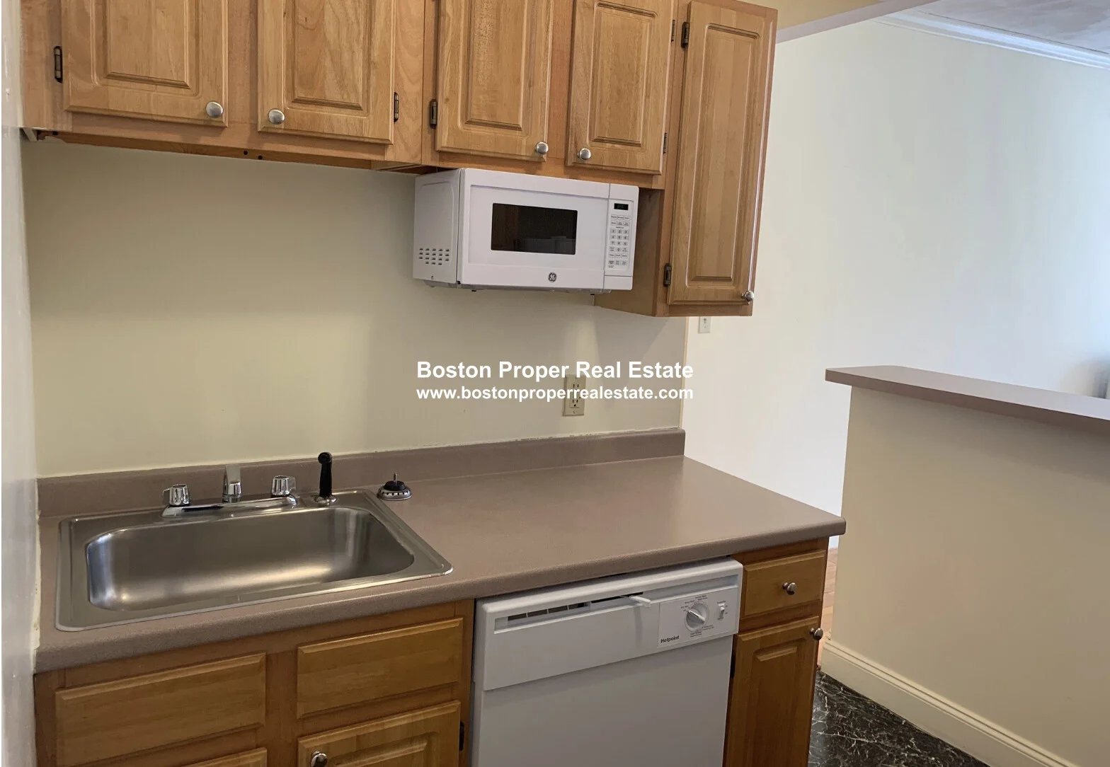 124 Peterborough St, Fenway