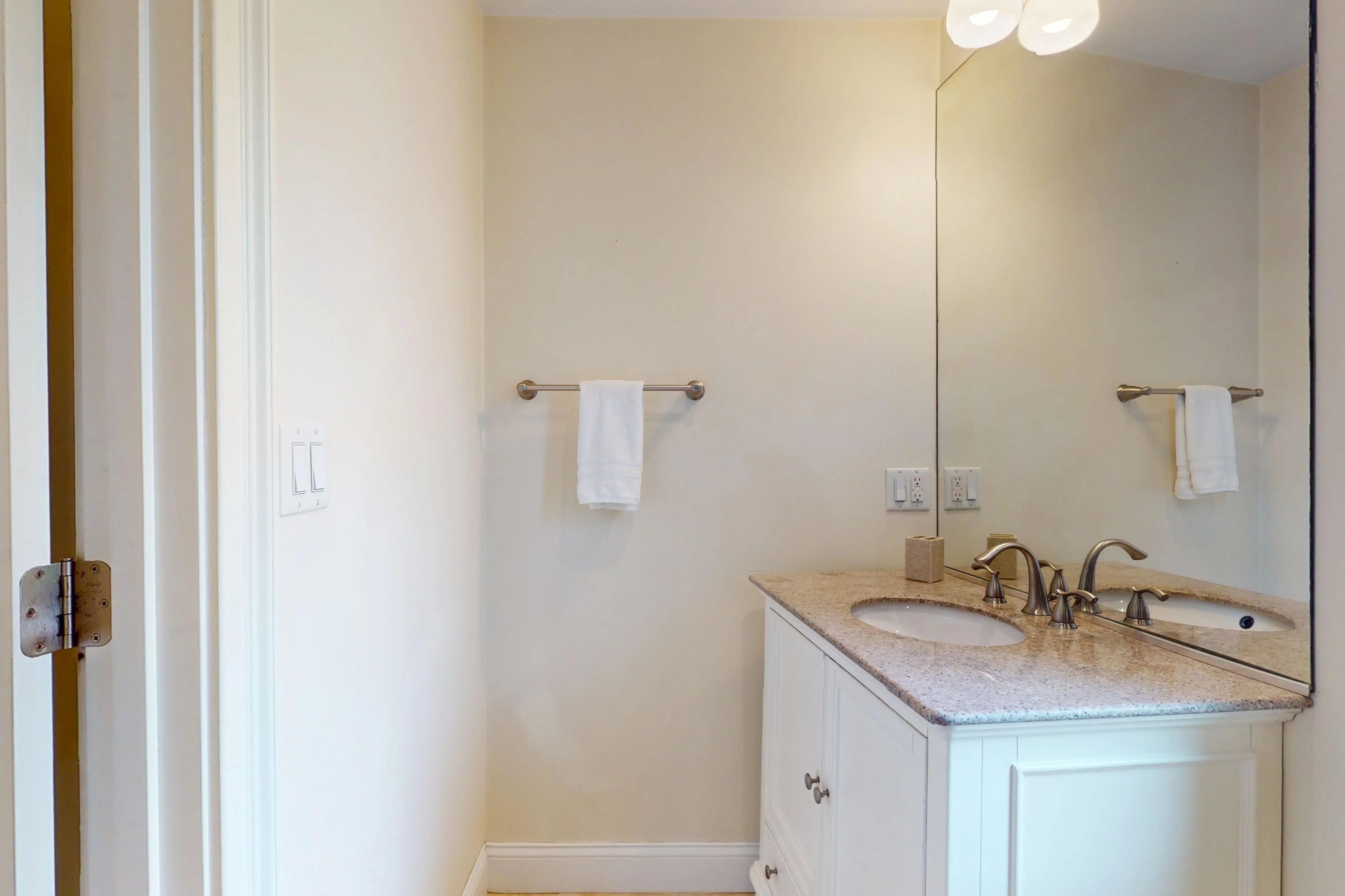 10 Bradbury St, Allston