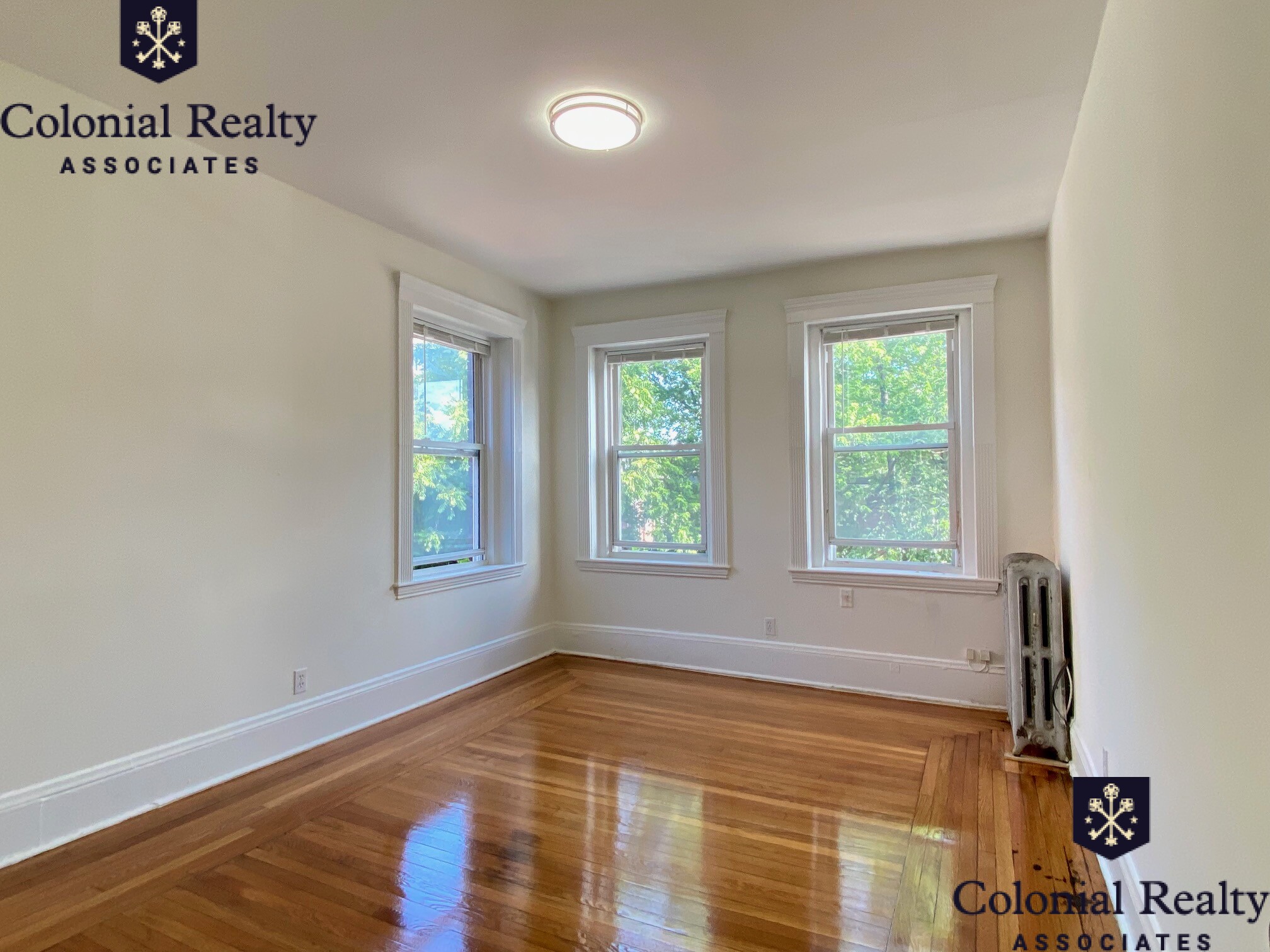 77 Brighton Ave, Allston