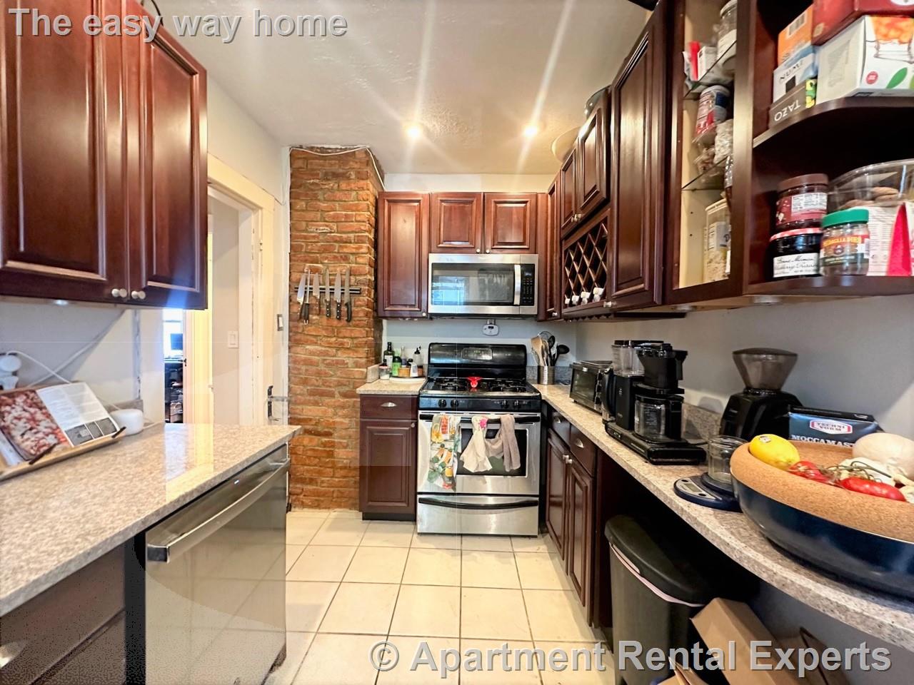 117 Yorktown St, Davis Square