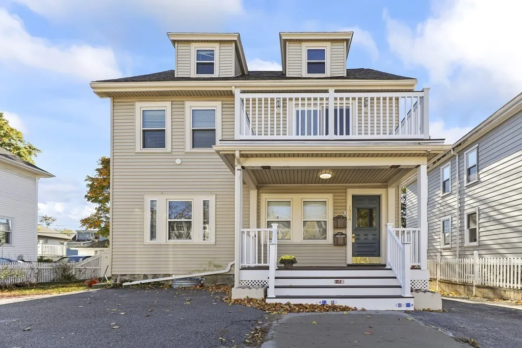 1004 South St, Roslindale