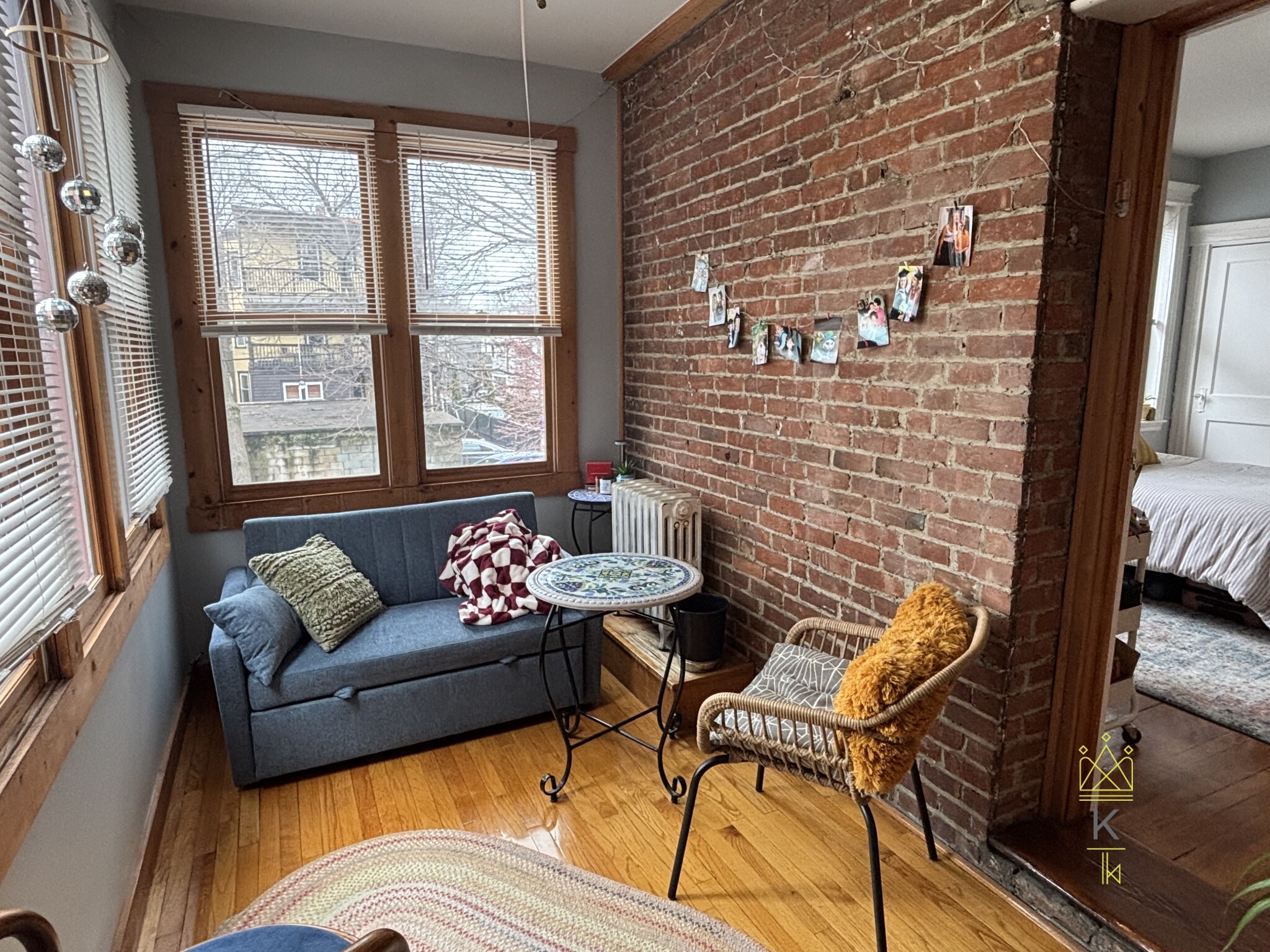 136 Pleasant St, North Brookline