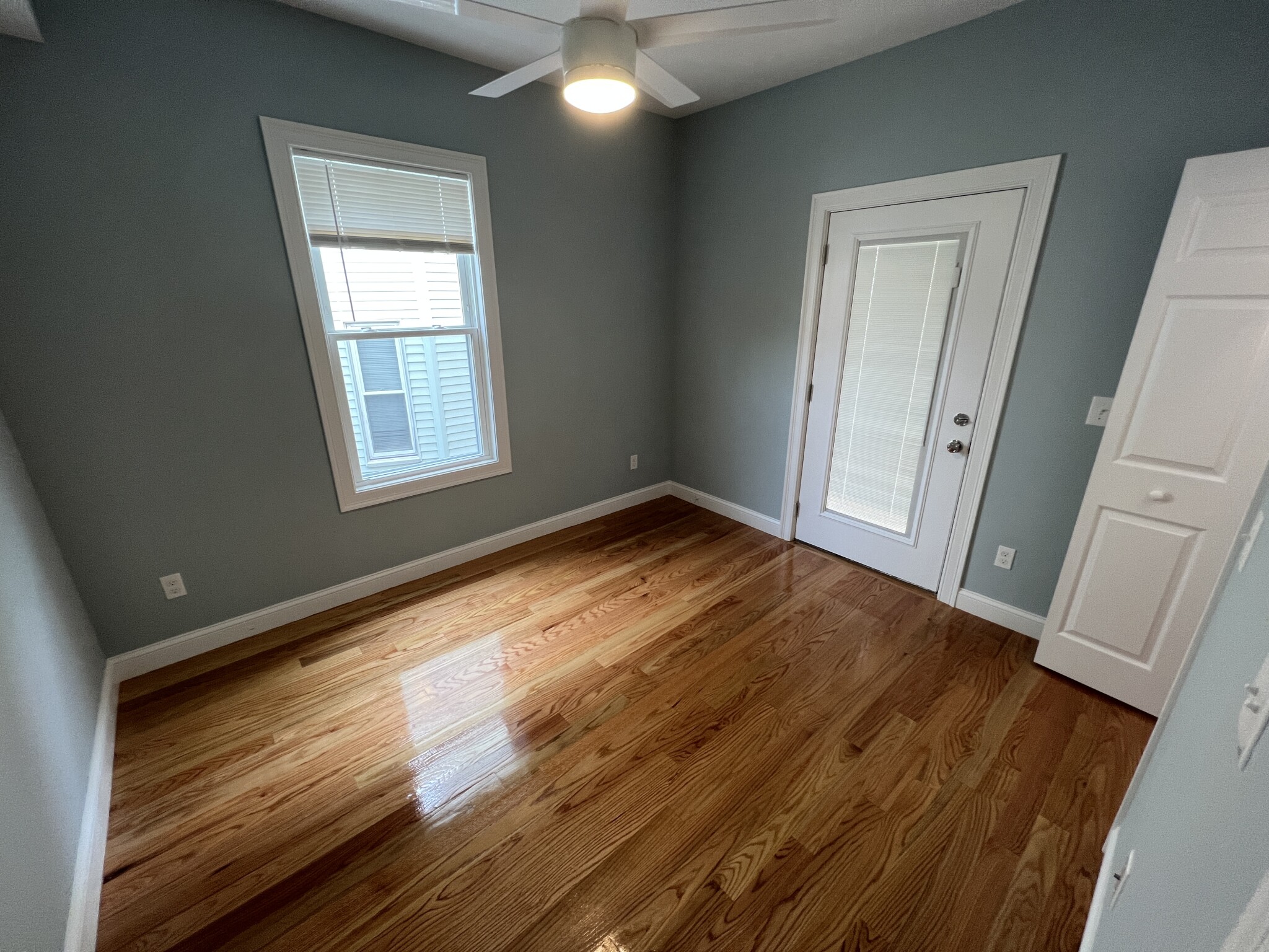 126 Cross St, East Somerville