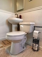 18 Spring Valley Rd, Burlington