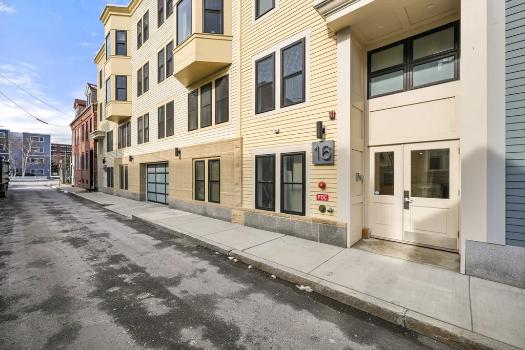 16 Haynes St, East Boston