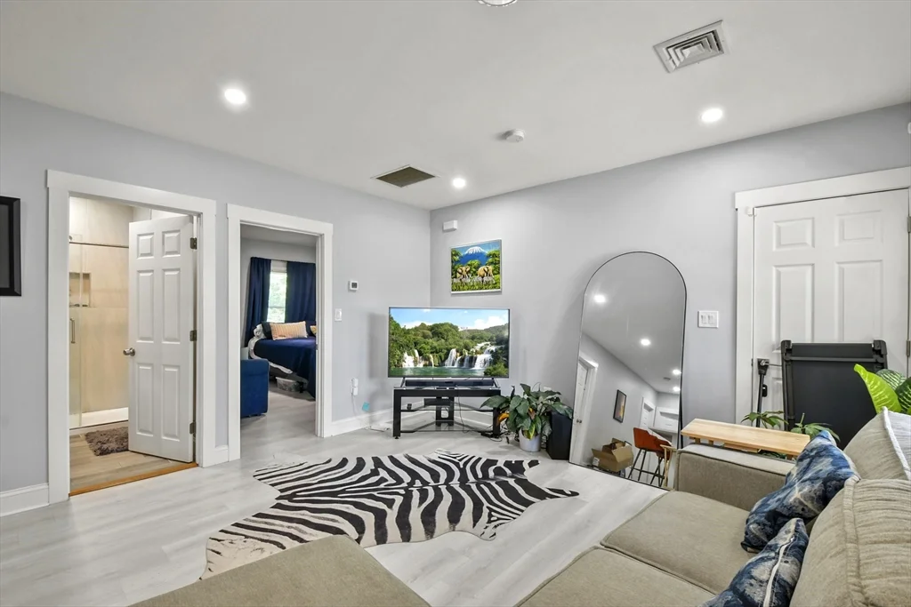 60 Brook Rd, Milton Hill