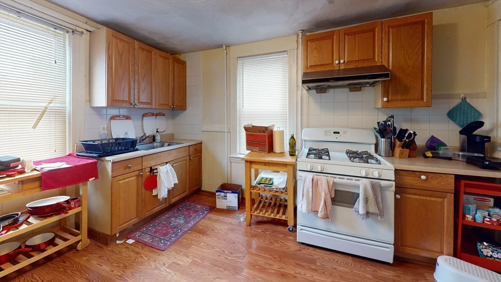 9R Winship, Brighton