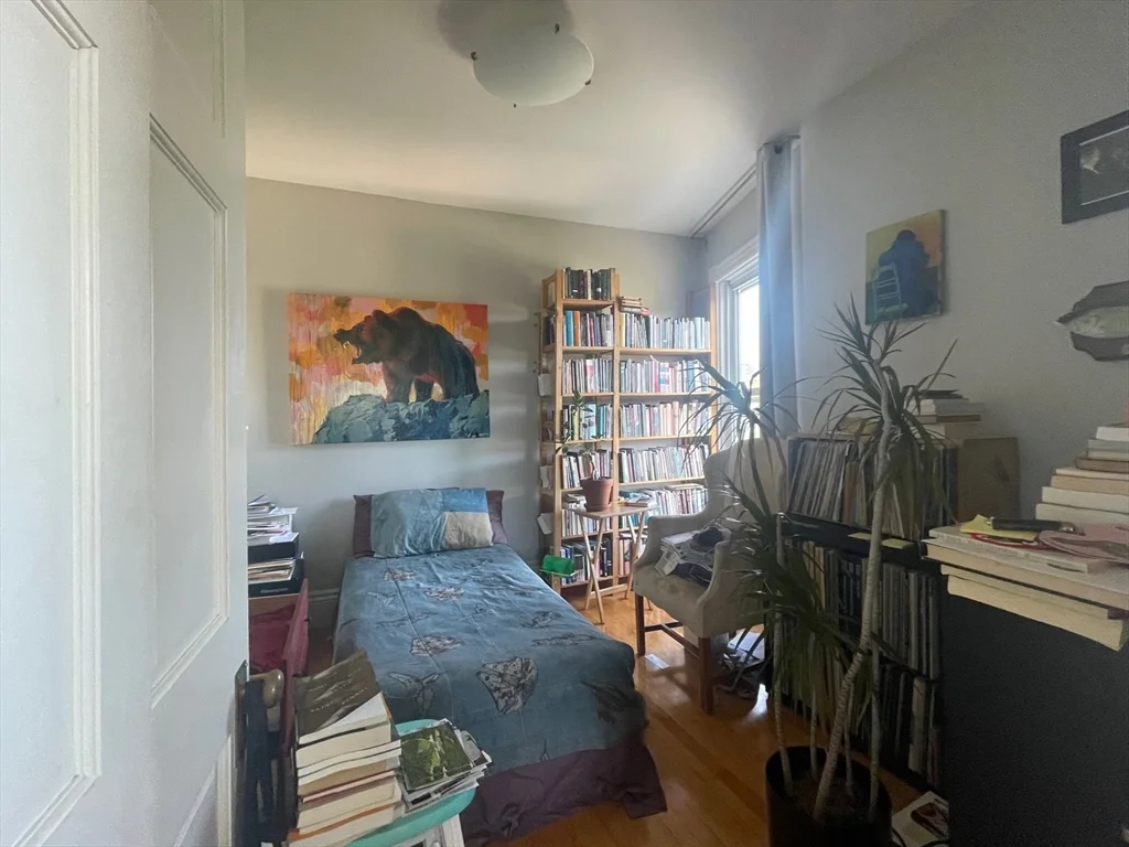 128 Magazine St, Cambridgeport