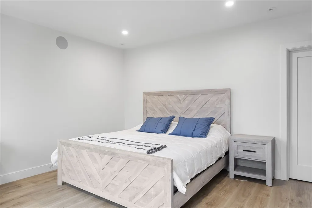 326 W Broadway, South Boston