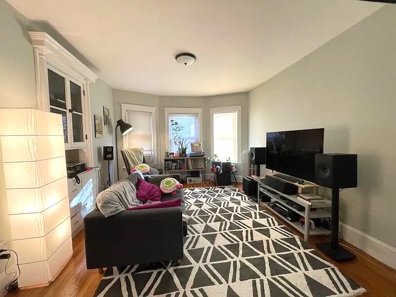 19 Berwick Rd, South Medford