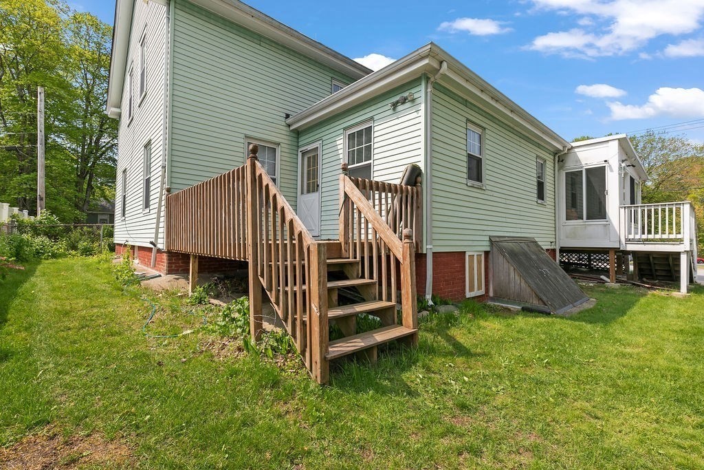 10 Cottage St, Attleboro Falls