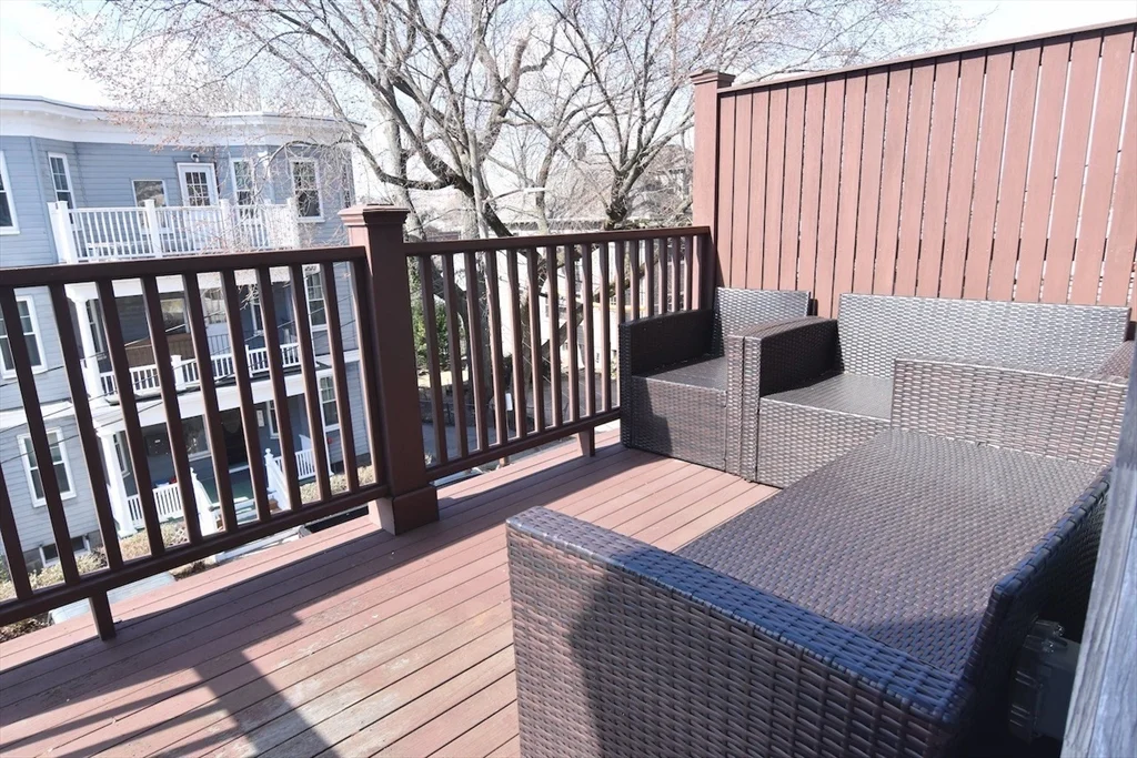 14 Castle Rock St, Dorchester