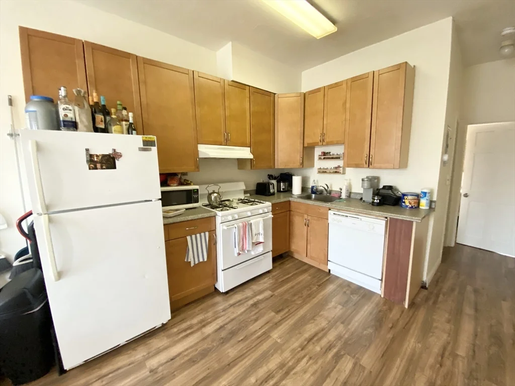 96 Hammond St, South End