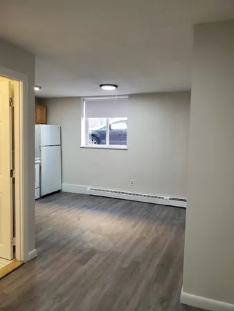 580 Cummins Highway, Mattapan