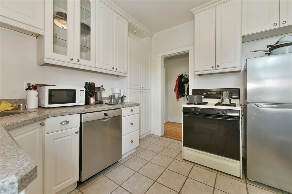 1746 Commonwealth Ave, Brighton