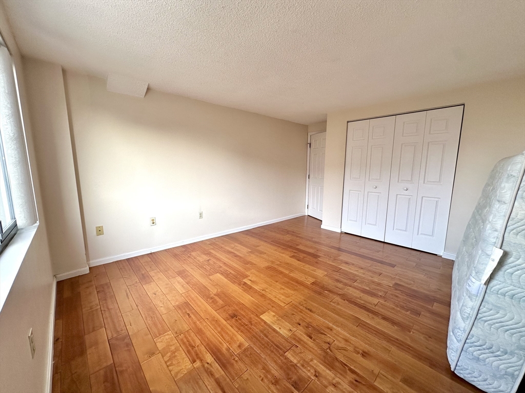 30 Revere Beach Pkwy, Wellington