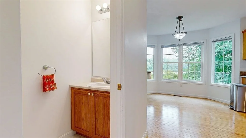 142 Olean St, Tatnuck