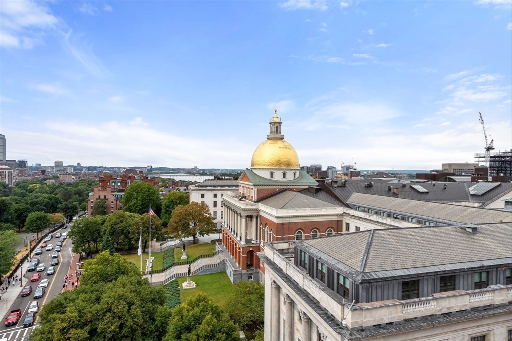 21 Beacon St, Downtown