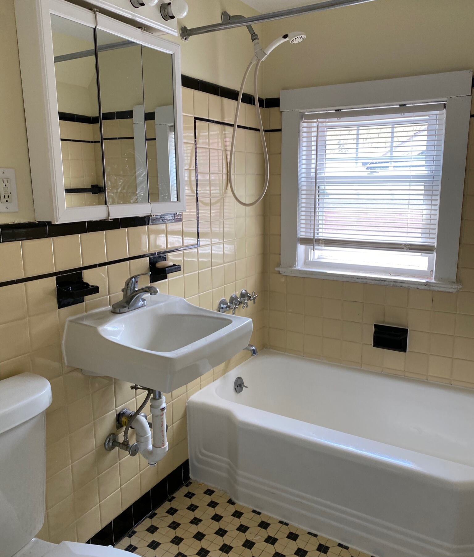 235 Fellsway East, Malden