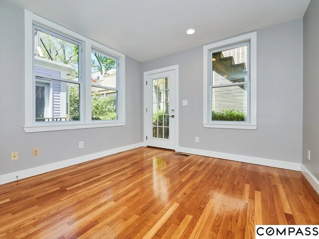 145 Pearl St, Cambridgeport