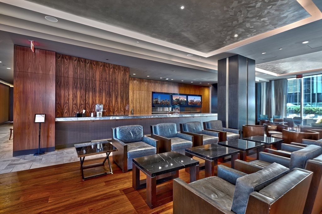 1 Franklin, Downtown