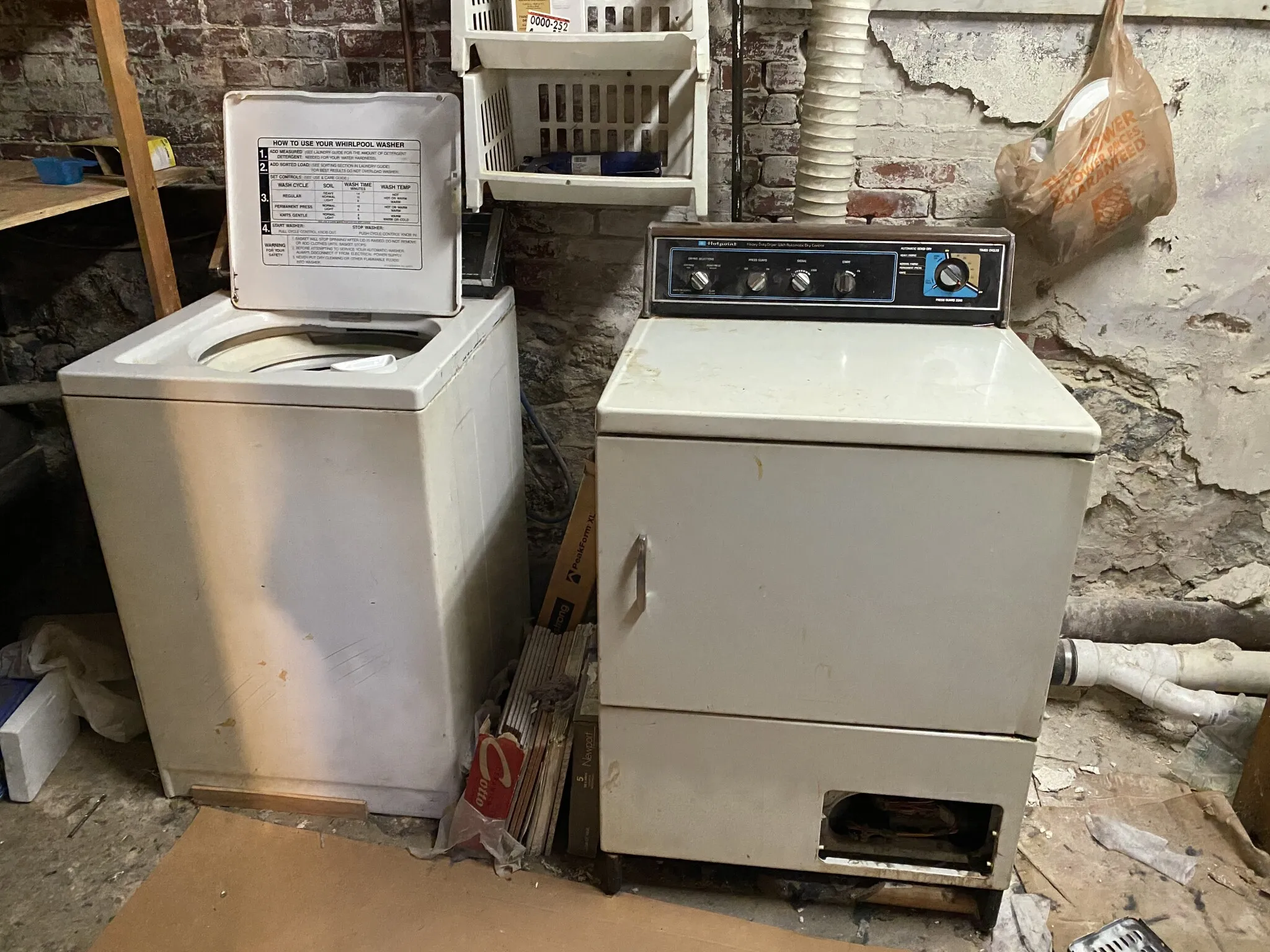 132 Bremen St, East Boston