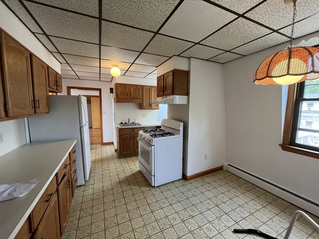 31 Corey St, Everett