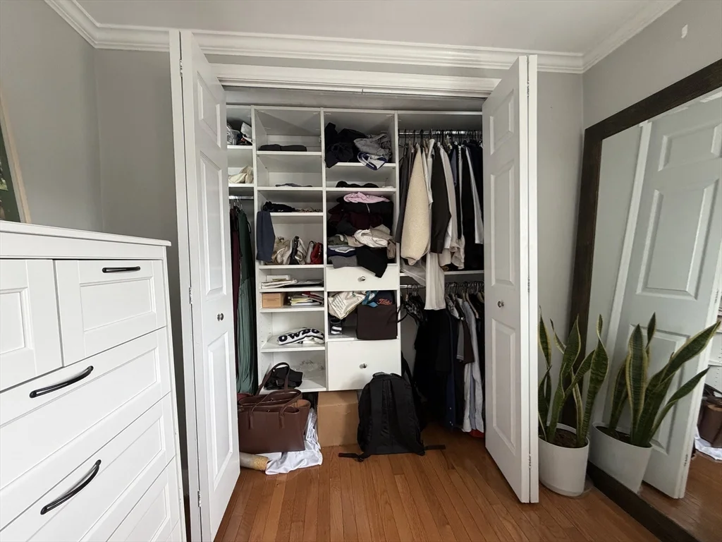 122 D St, South Boston