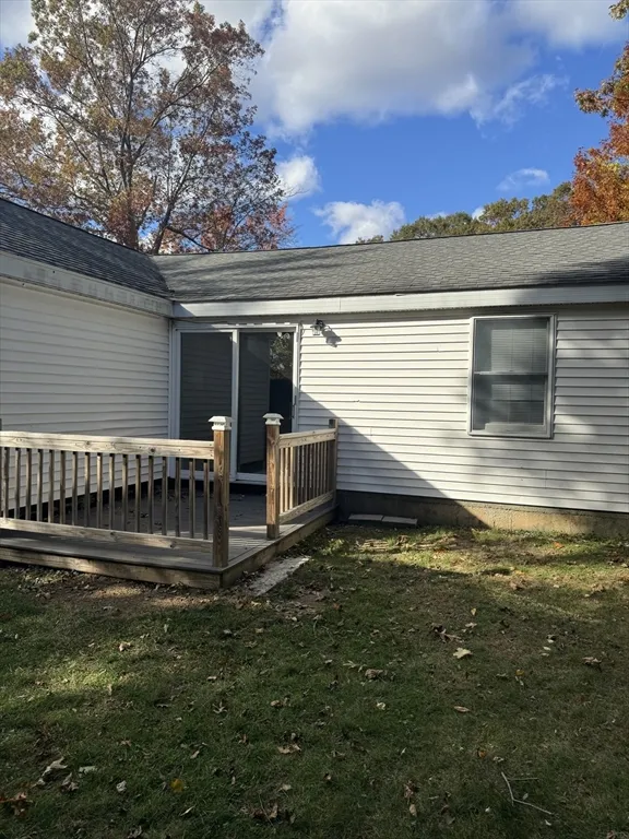 15 Eustis St, Burncoat