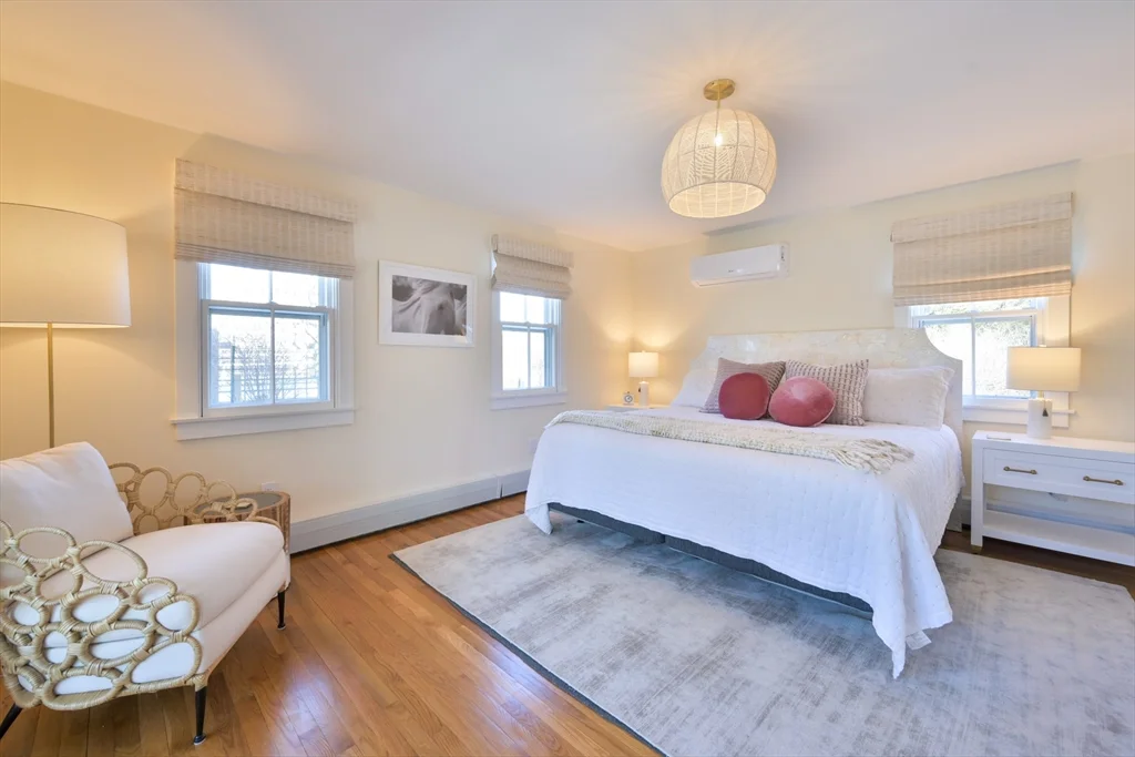 63 Monomoy Rd, Monomoy