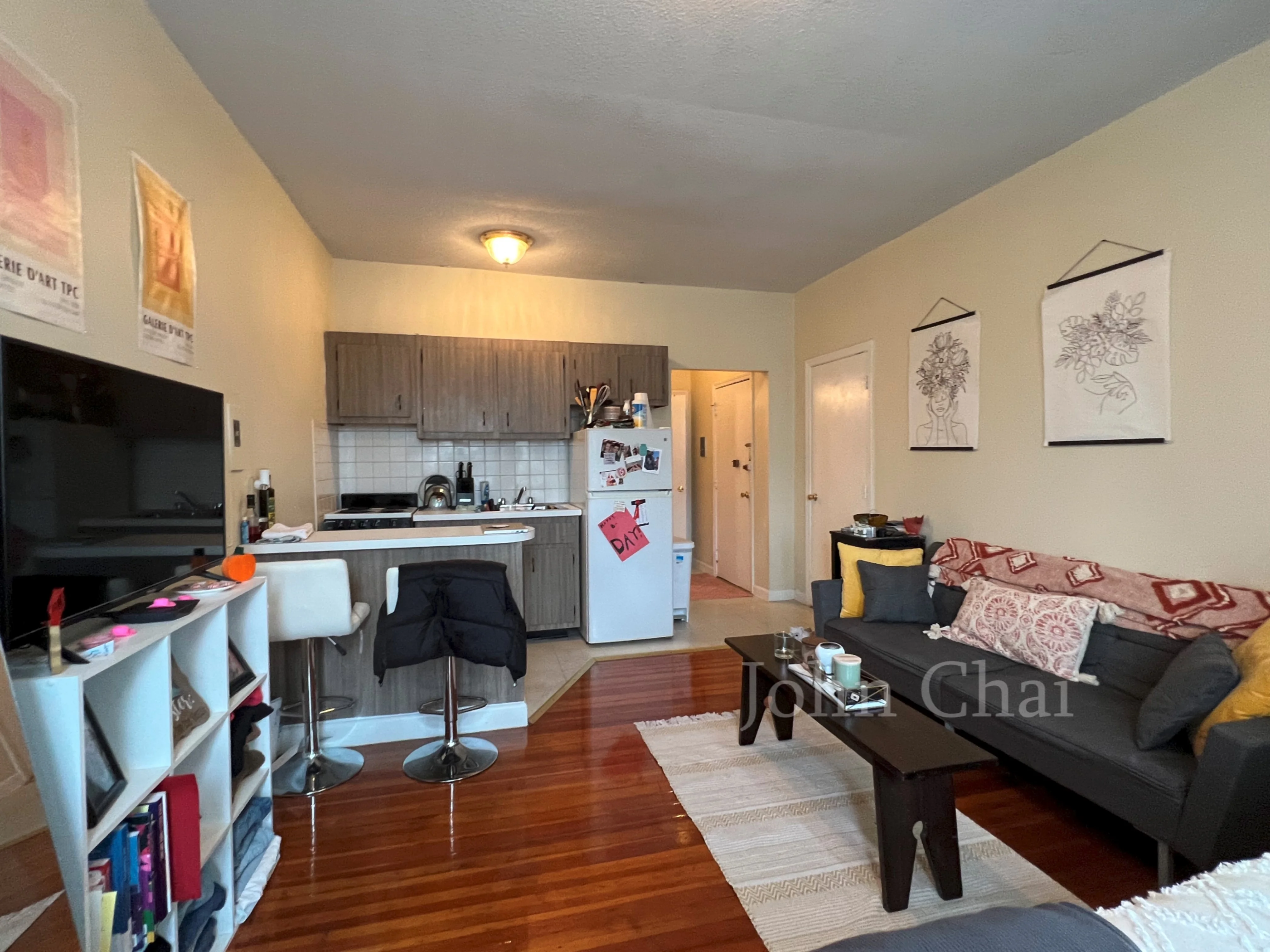 1132 Commonwealth Ave, North Brookline