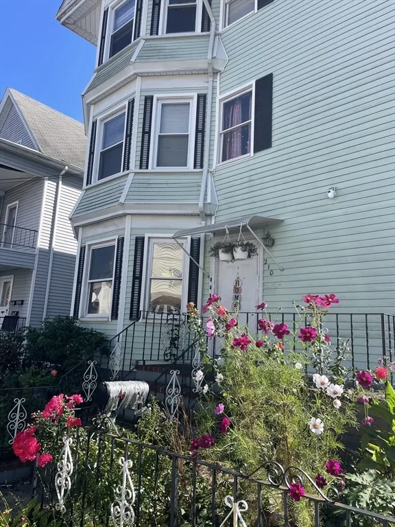 210 Whitman St, Far North