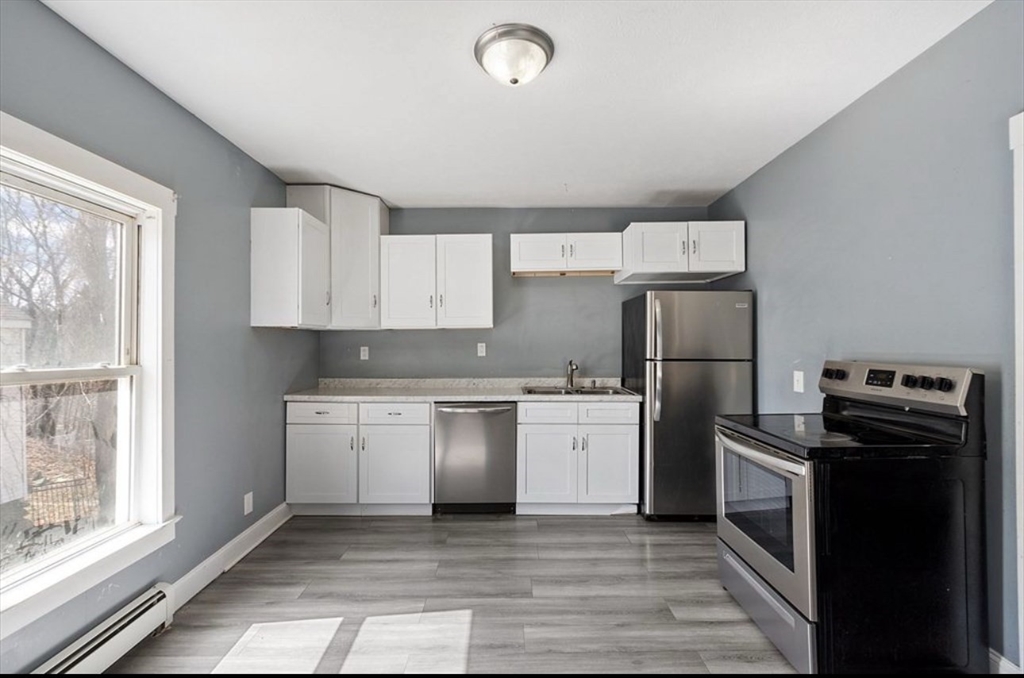 144 High St, Fitchburg