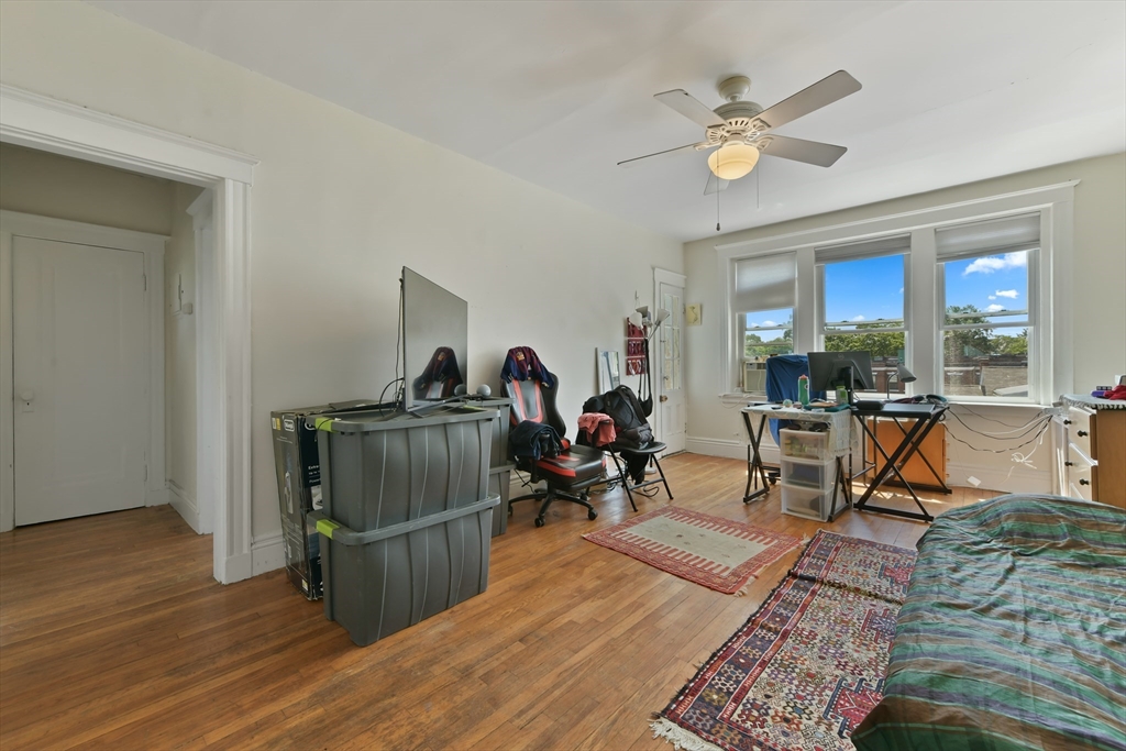 1746 Commonwealth Ave, Brighton