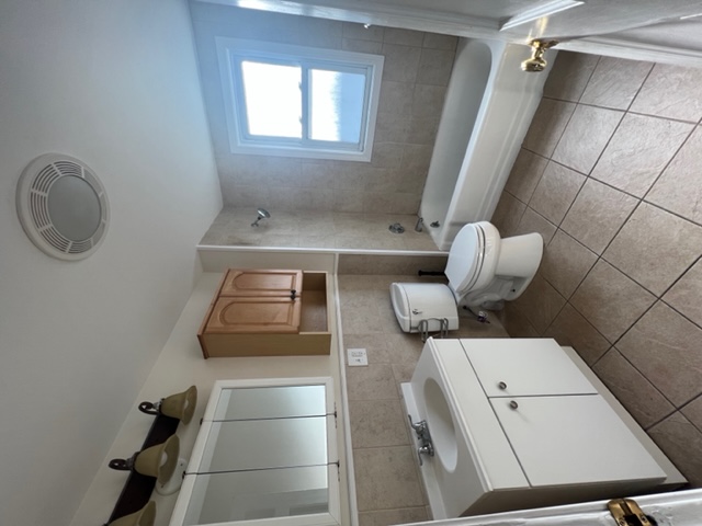 55 Kenmere Rd, Medford