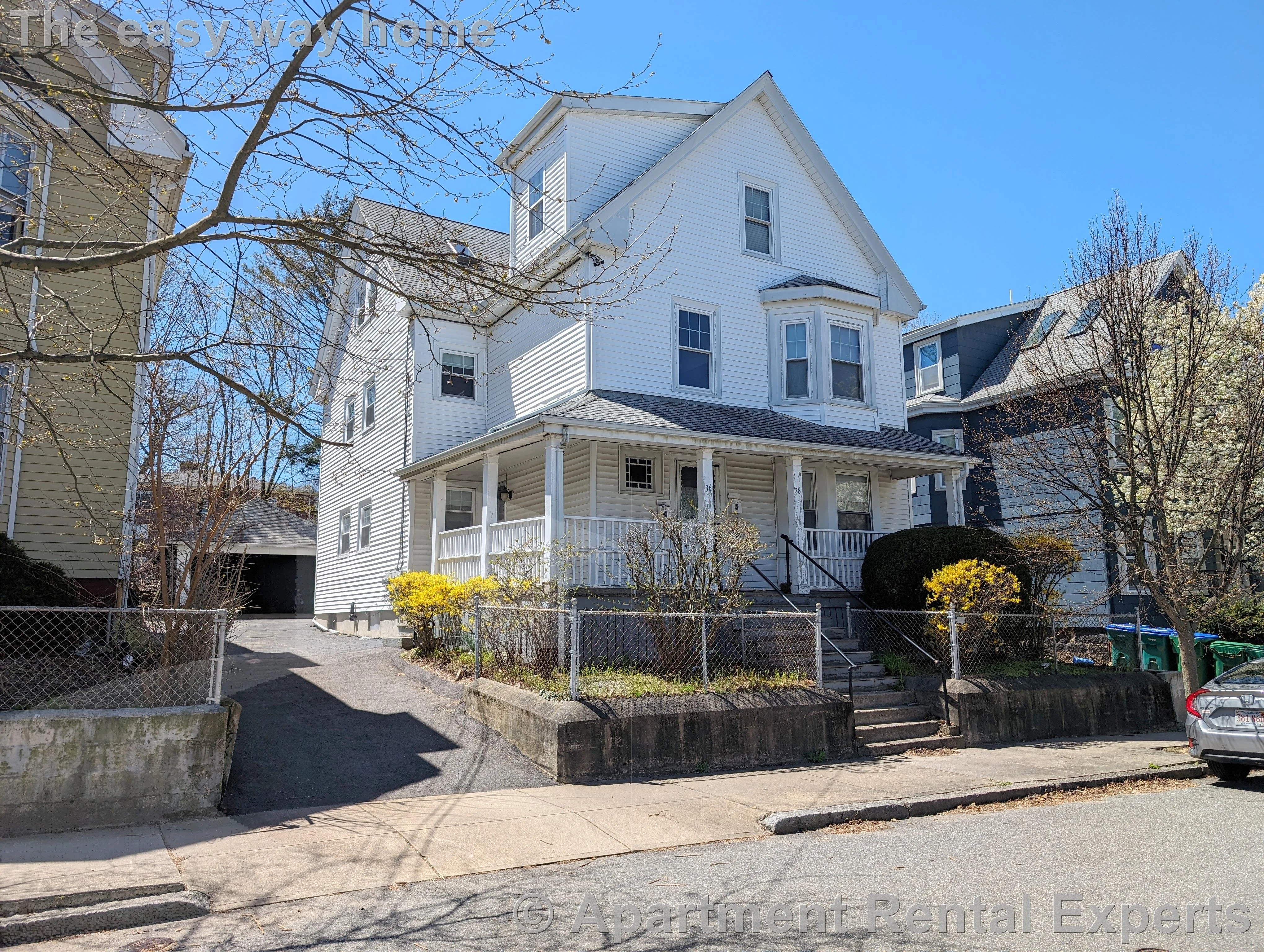 36 Orchard St, Tufts