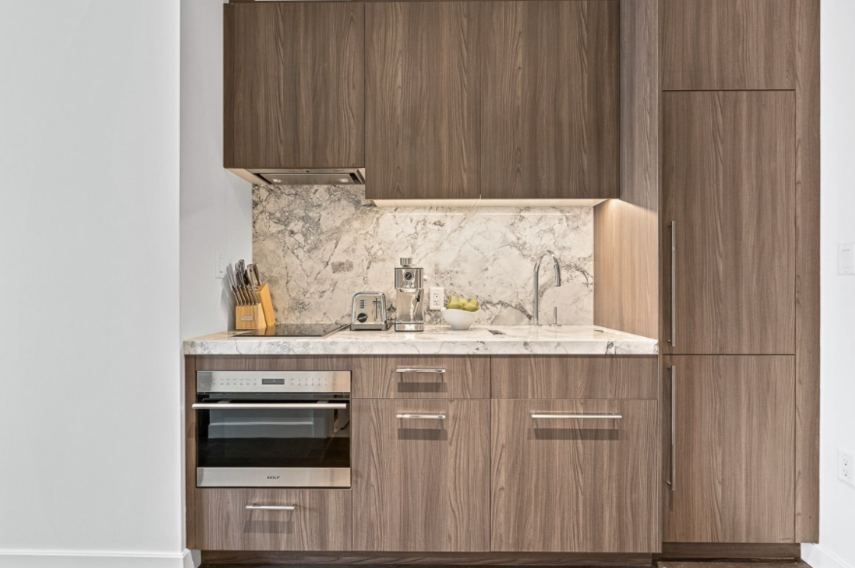 430 Stuart St, Back Bay