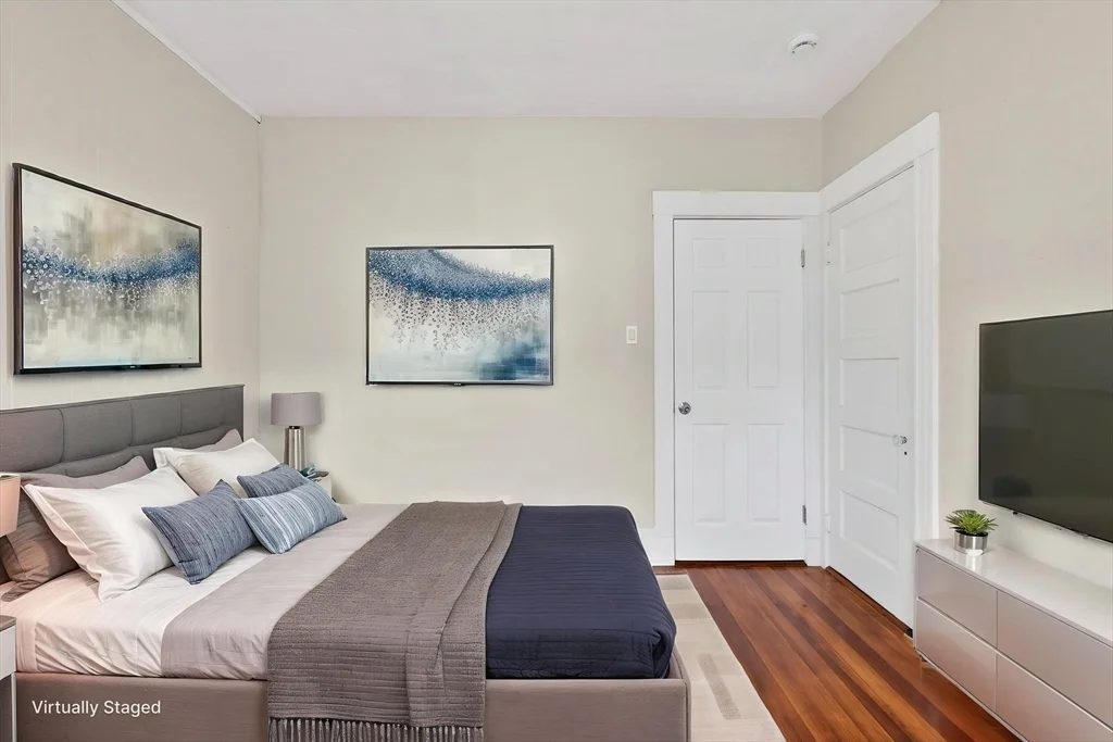 64 Topliff, Dorchester