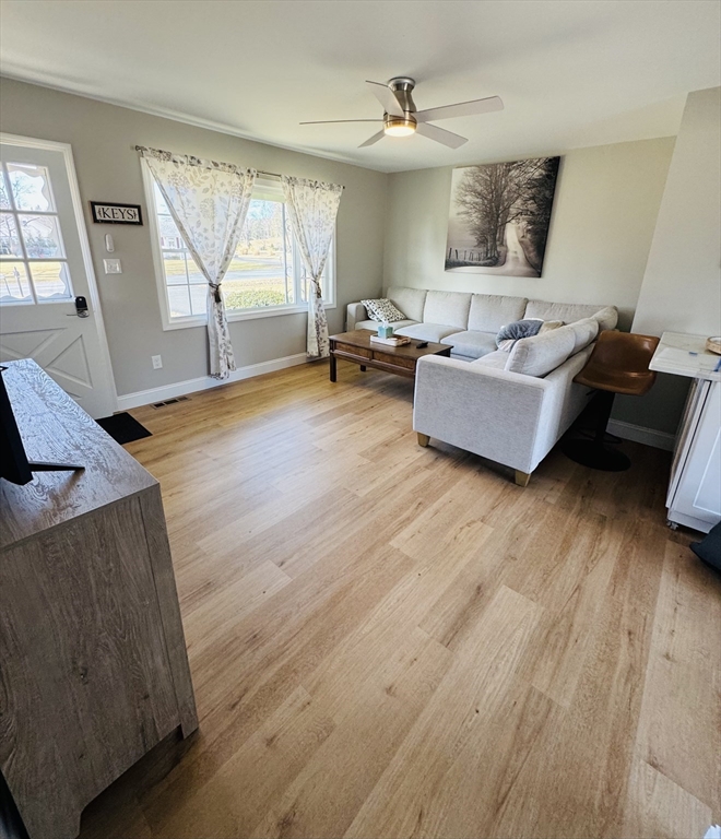 31 Deane Rd, Bernardston