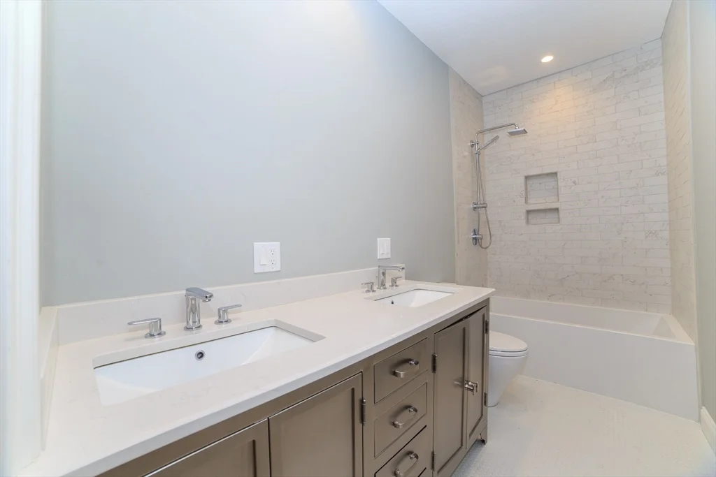 189 I St, South Boston