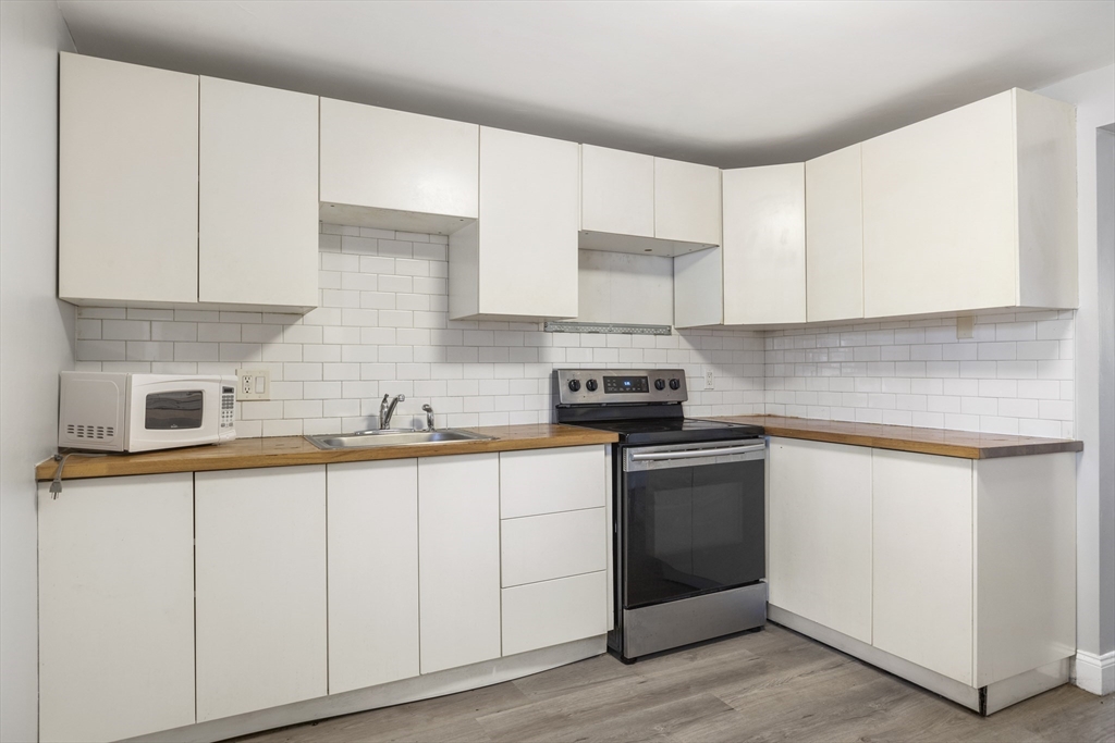 96 Itasca St, Mattapan