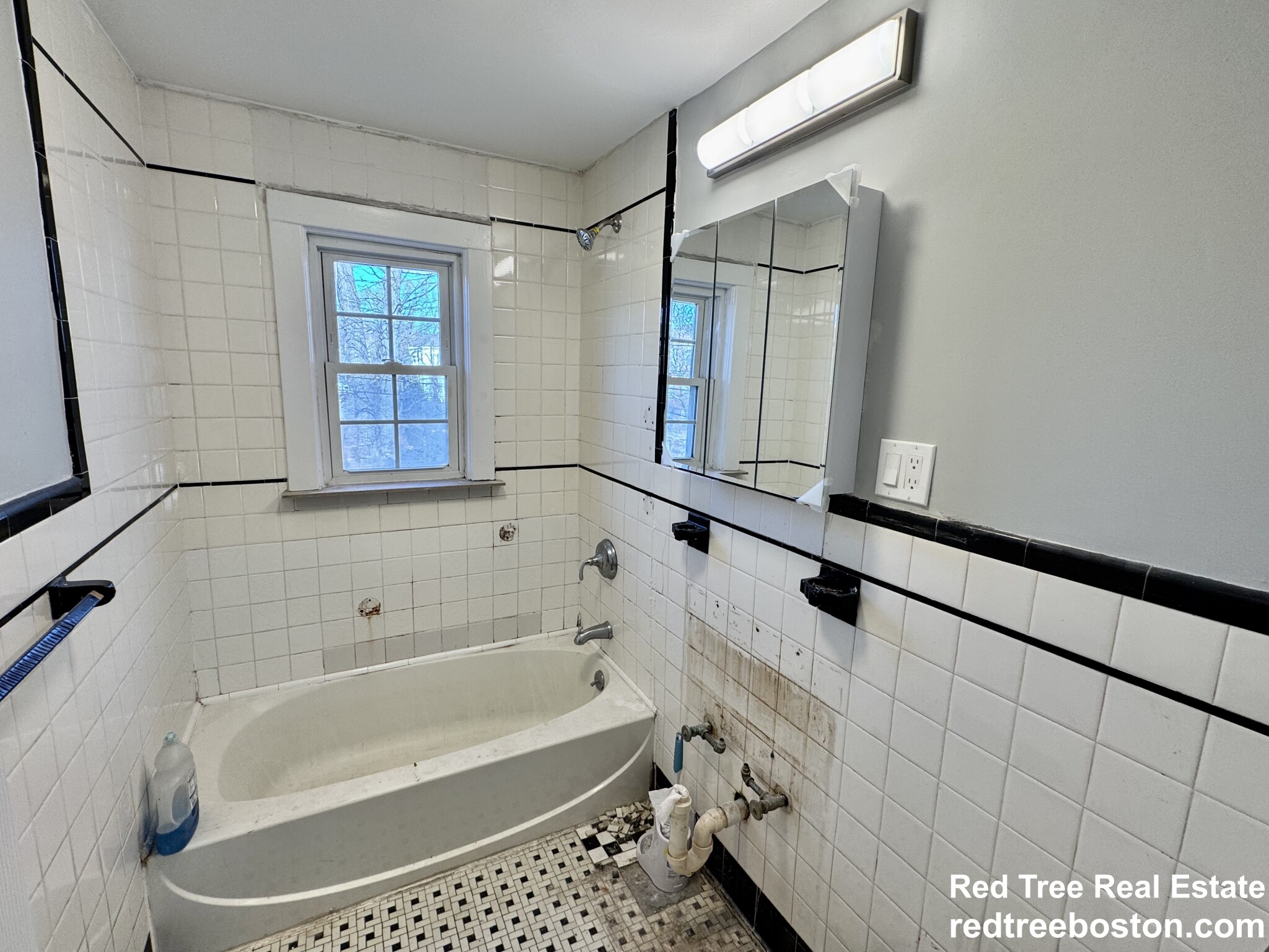 4907 Washington St, West Roxbury