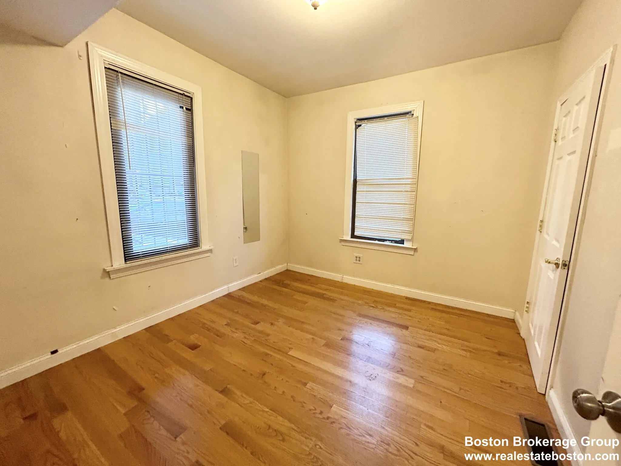 1568 Tremont St, Mission Hill