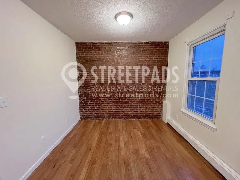 46 South Huntington Ave, Mission Hill