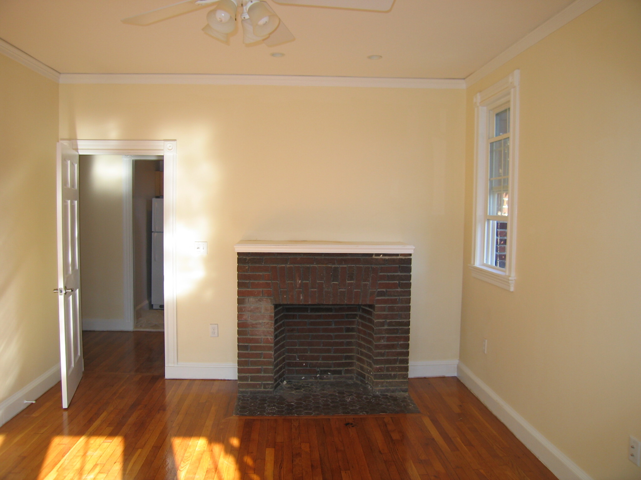 15 Glenville Ave, Allston